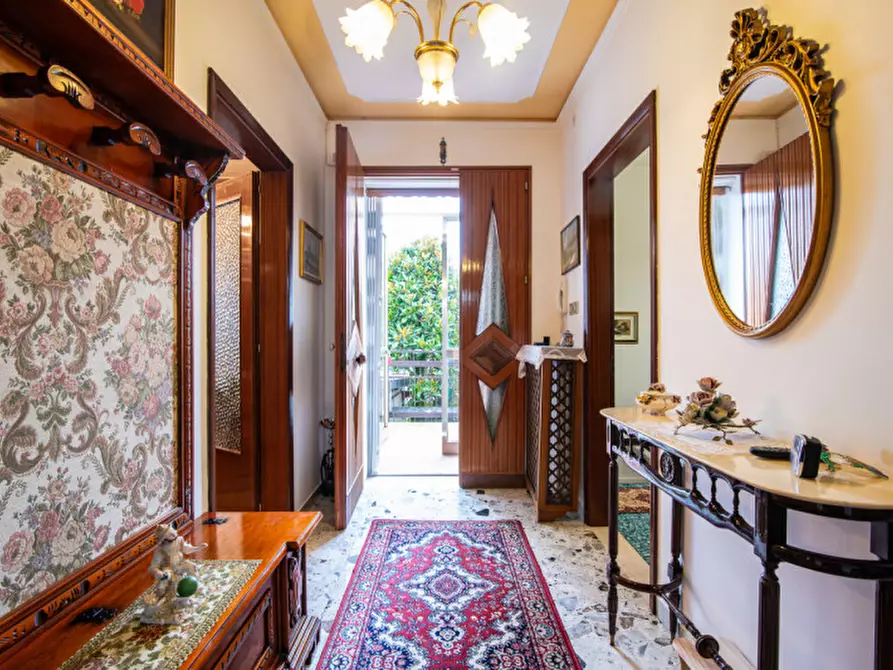 Immagine 3 di Casa indipendente in vendita  in Via dei Tigli a Abano Terme