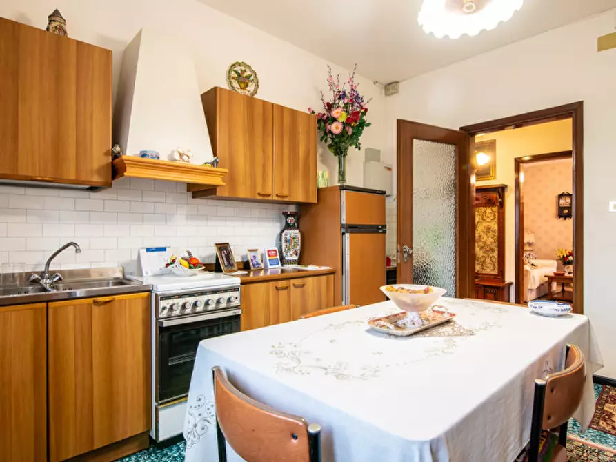 Immagine 9 di Casa indipendente in vendita  in Via dei Tigli a Abano Terme