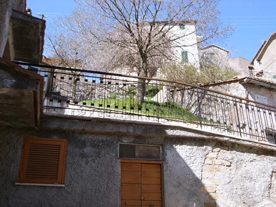 Immagine 8 di Casa indipendente in vendita  in Via Provinciale a Saracinesco