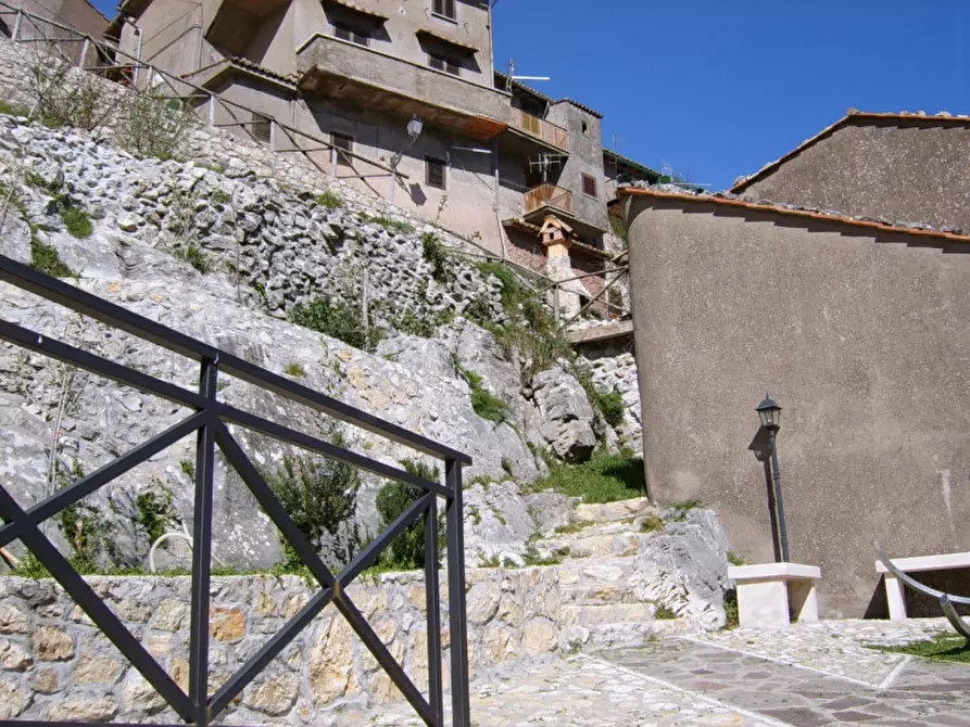 Immagine 9 di Casa indipendente in vendita  in Via Provinciale a Saracinesco