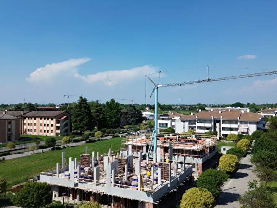 Immagine 2 di Casa quadrifamiliare in vendita  in via Roveri a Abano Terme