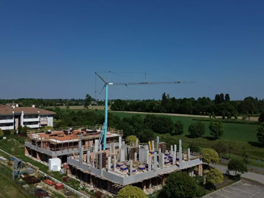 Immagine 8 di Casa quadrifamiliare in vendita  in via Roveri a Abano Terme