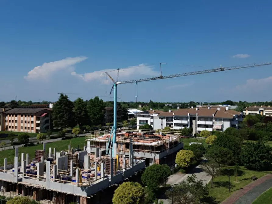 Immagine 9 di Casa quadrifamiliare in vendita  in via Roveri a Abano Terme