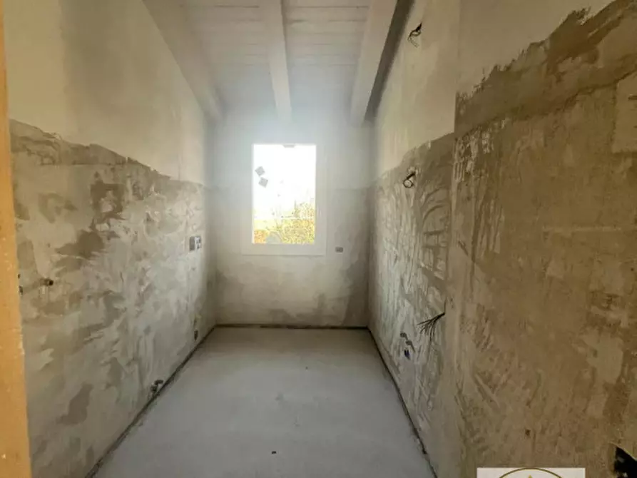 Immagine 18 di Casa indipendente in vendita  in Roma a Pozzonovo