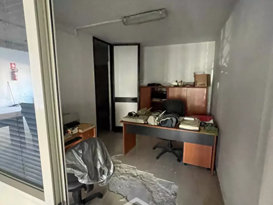 Immagine 3 di Negozio in vendita  in via kennedy 74 a Trepuzzi