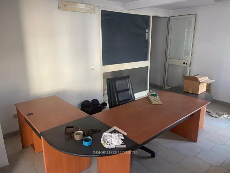 Immagine 6 di Negozio in vendita  in via kennedy 74 a Trepuzzi