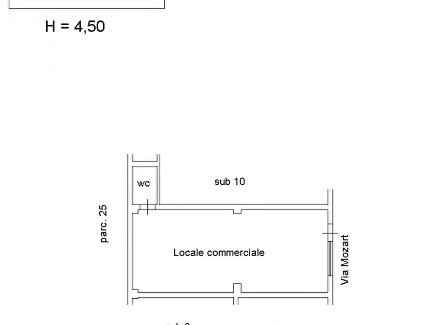 Immagine 17 di Negozio in vendita  in via kennedy 74 a Trepuzzi