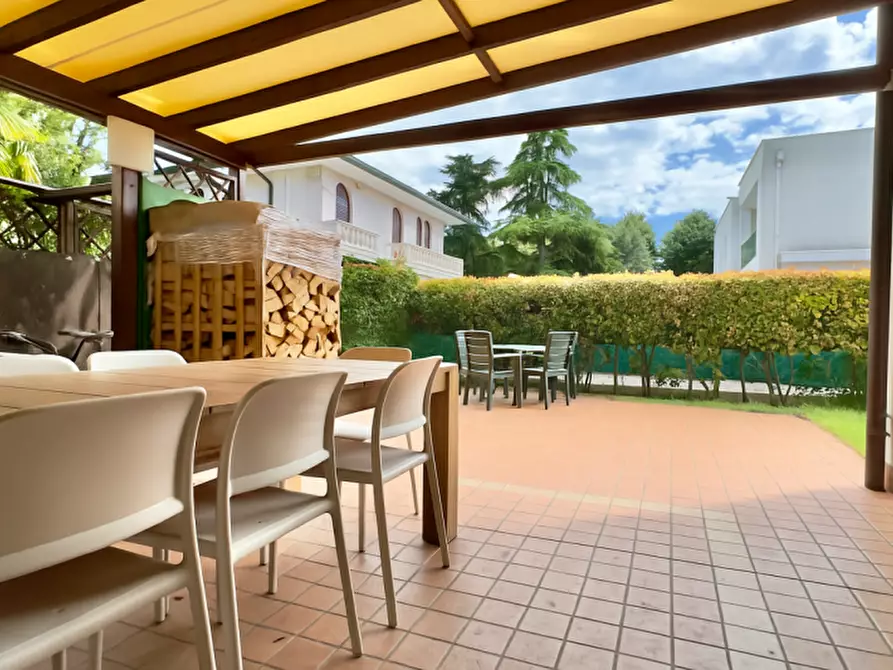 Immagine 8 di Casa trifamiliare in vendita  in Via Grazia Deledda a Selvazzano Dentro