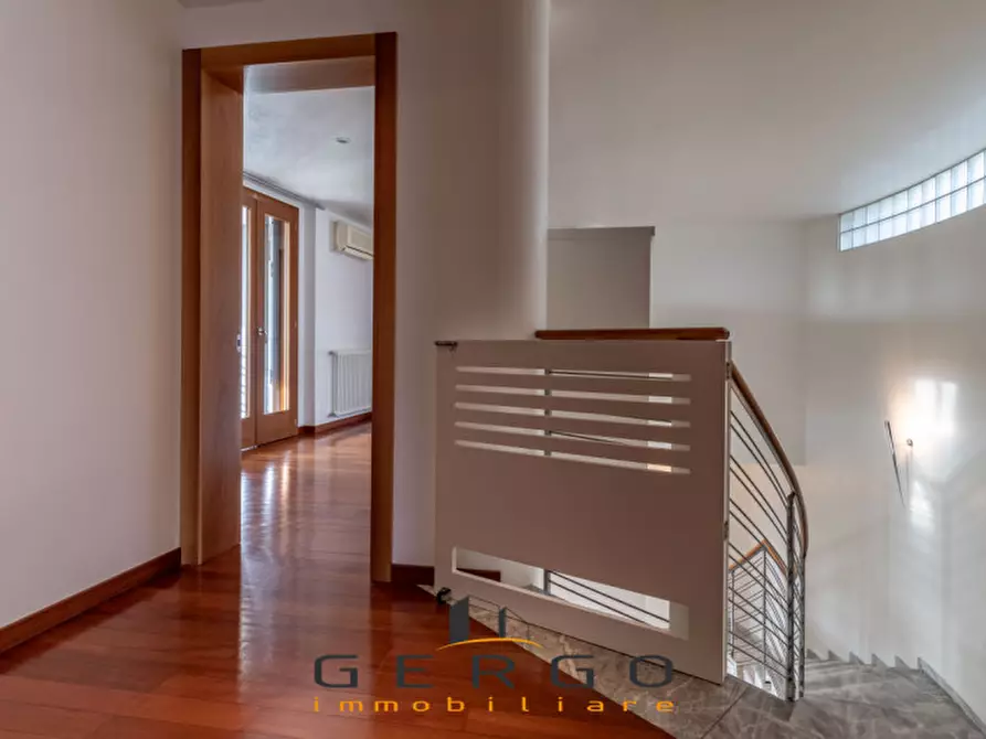 Immagine 20 di Villa in vendita  in Via Berretta a Montebelluna