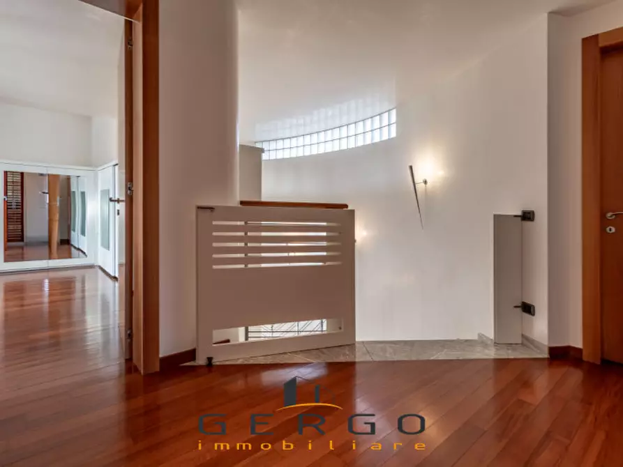 Immagine 28 di Villa in vendita  in Via Berretta a Montebelluna