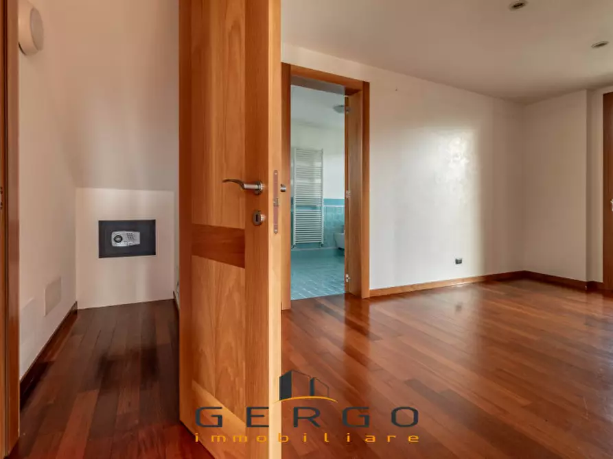 Immagine 39 di Villa in vendita  in Via Berretta a Montebelluna