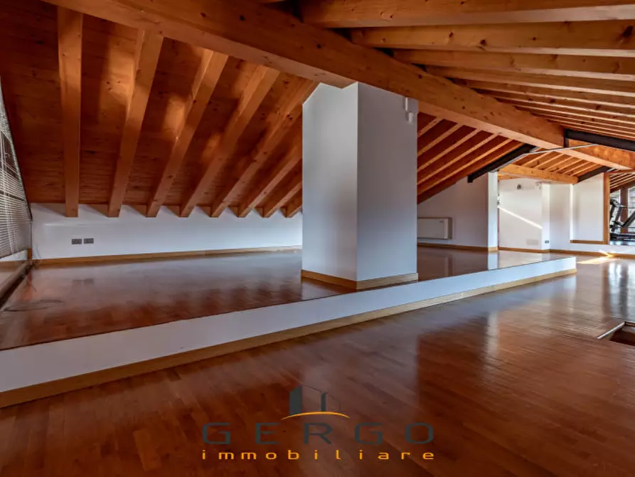 Immagine 47 di Villa in vendita  in Via Berretta a Montebelluna