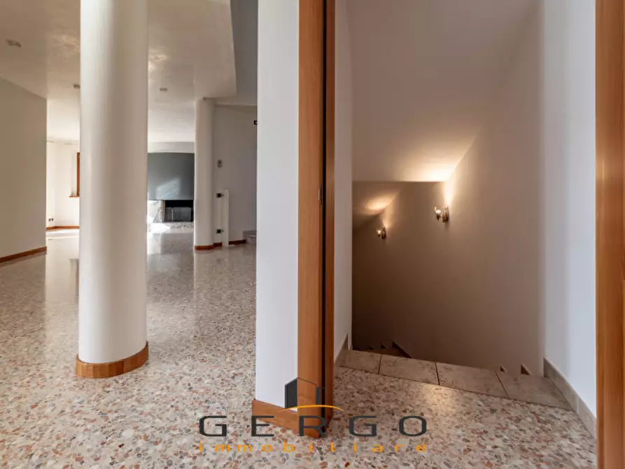 Immagine 52 di Villa in vendita  in Via Berretta a Montebelluna