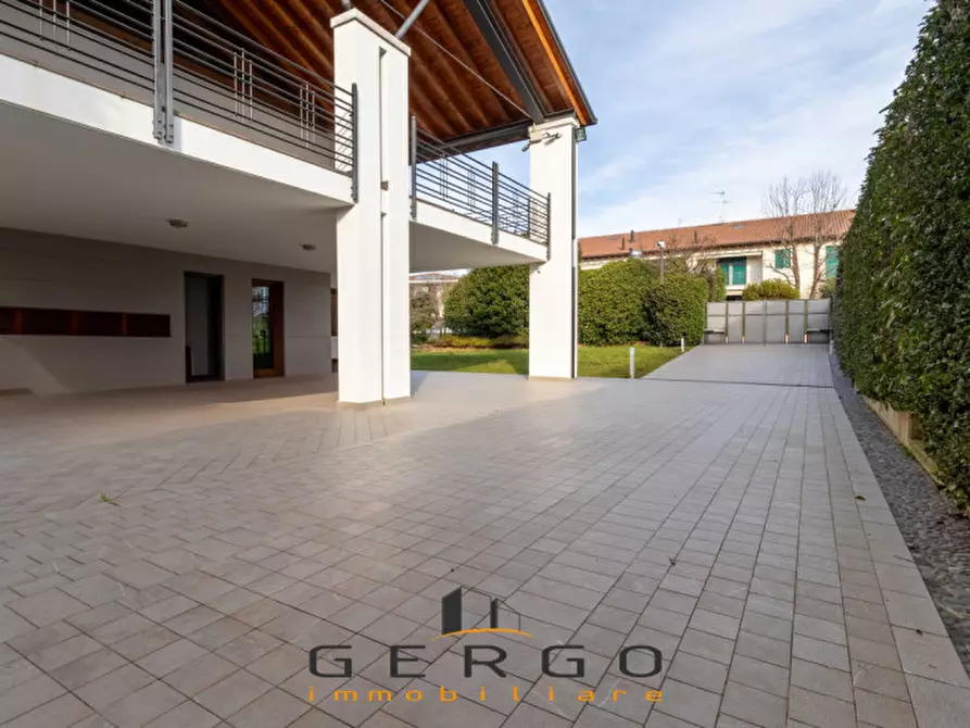 Immagine 66 di Villa in vendita  in Via Berretta a Montebelluna