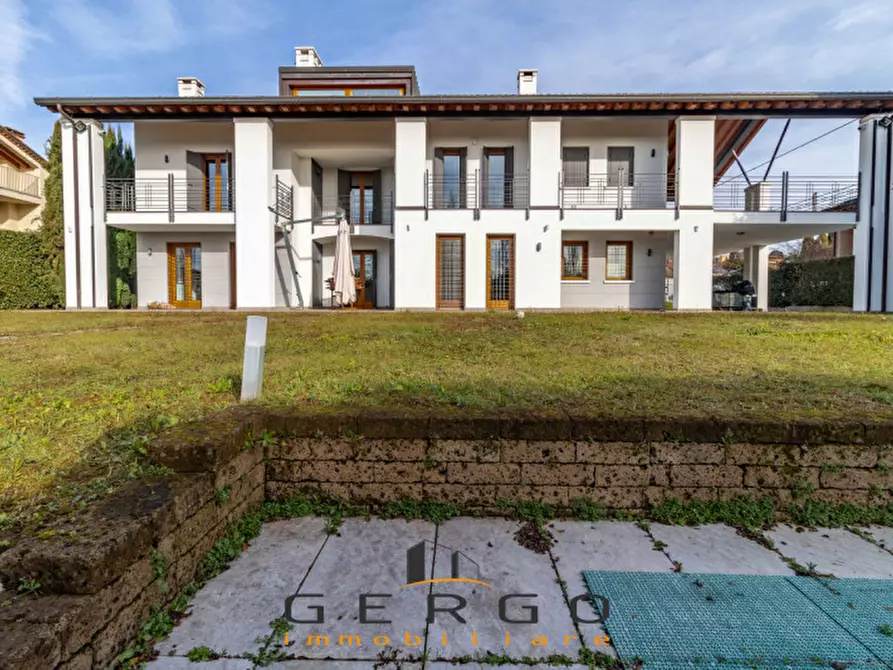 Immagine 70 di Villa in vendita  in Via Berretta a Montebelluna