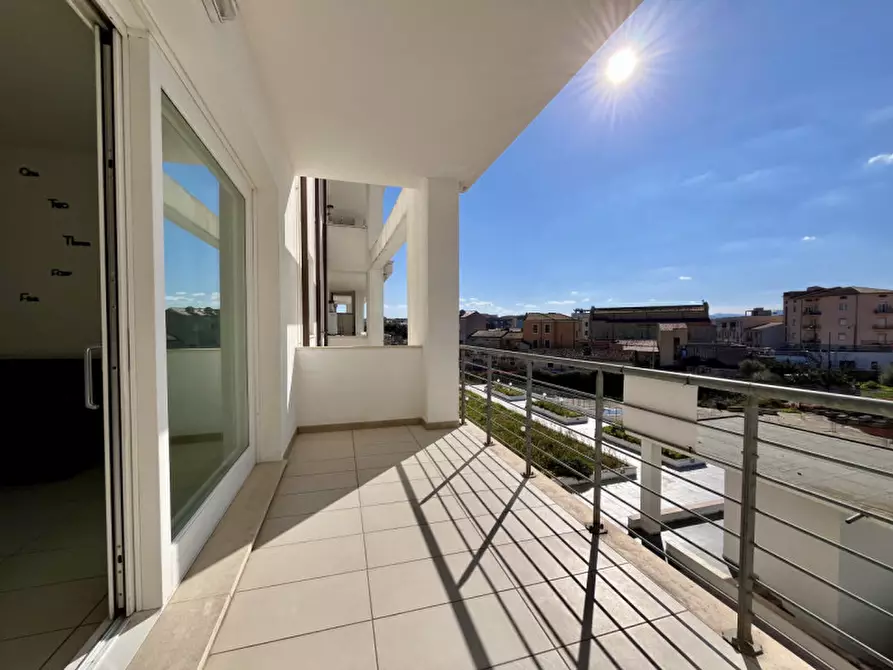 Immagine 22 di Appartamento in vendita  in VIA GENNARGENTU 23 a Olbia