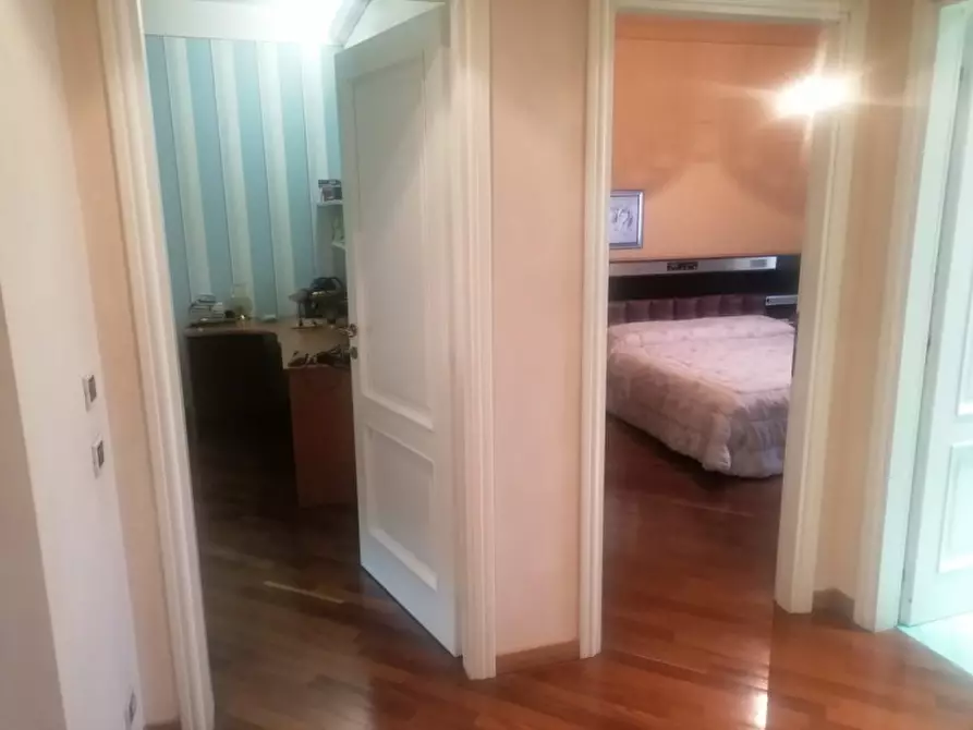 Immagine 28 di Villa in vendita  in via san rocco a Rovato