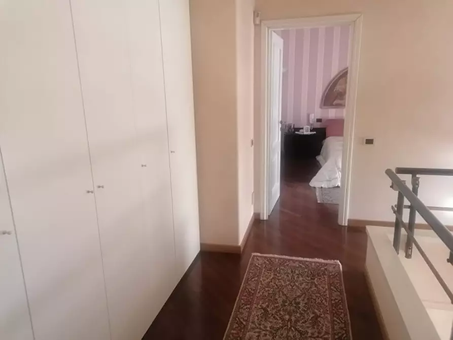 Immagine 29 di Villa in vendita  in via san rocco a Rovato