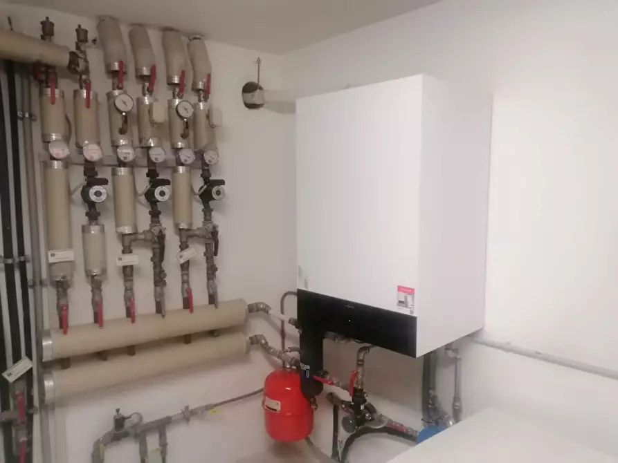 Immagine 34 di Villa in vendita  in via san rocco a Rovato