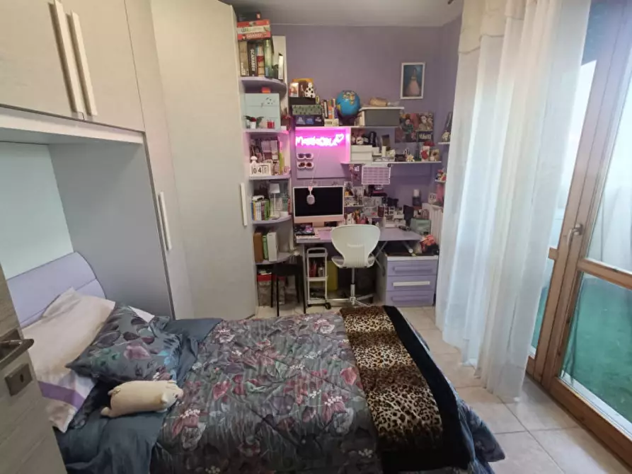 Immagine 11 di Appartamento in vendita  in Piazza Golda Meir a Parma