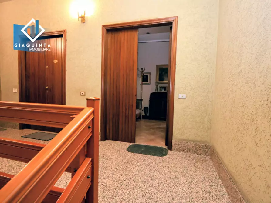 Immagine 7 di Appartamento in vendita  in Via Teocrito n.34 a Palagonia