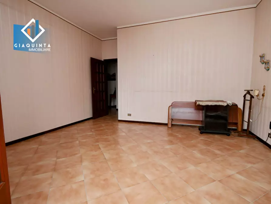 Immagine 10 di Appartamento in vendita  in Via Teocrito n.34 a Palagonia