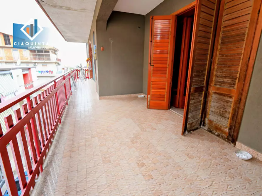 Immagine 18 di Appartamento in vendita  in Via Teocrito n.34 a Palagonia