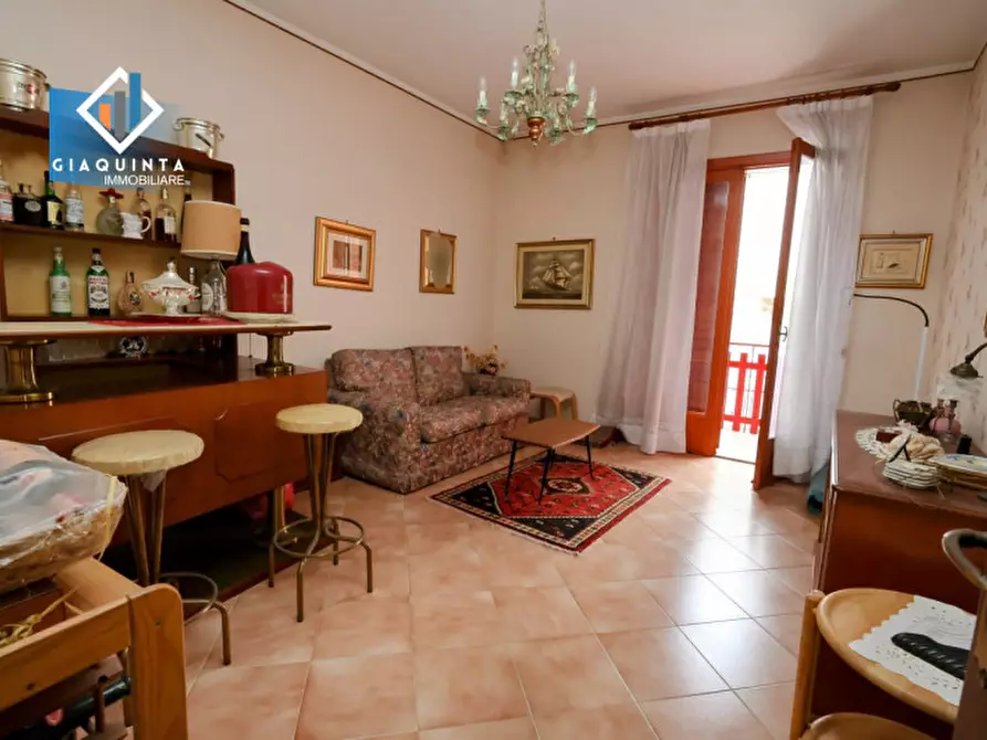 Immagine 22 di Appartamento in vendita  in Via Teocrito n.34 a Palagonia