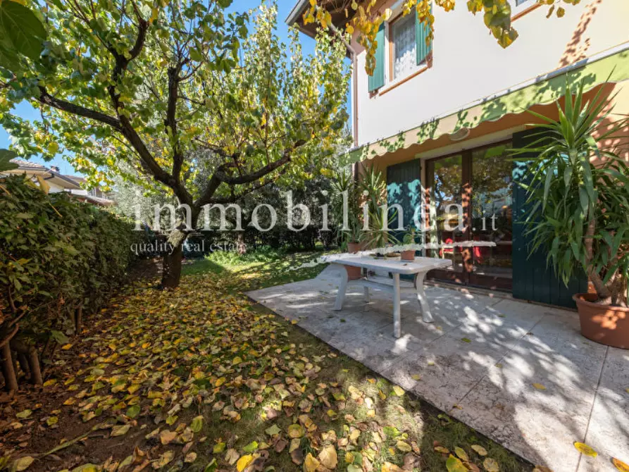 Immagine 1 di Villa in vendita  in VIA CA` BRUSA` a Cavaion Veronese