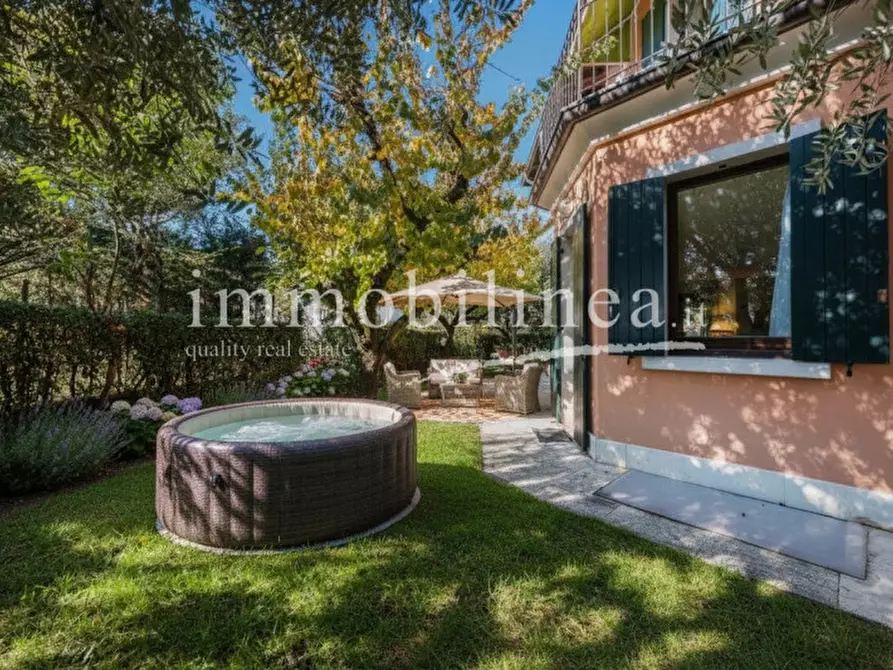 Immagine 1 di Villa in vendita  in VIA CA` BRUSA` a Cavaion Veronese