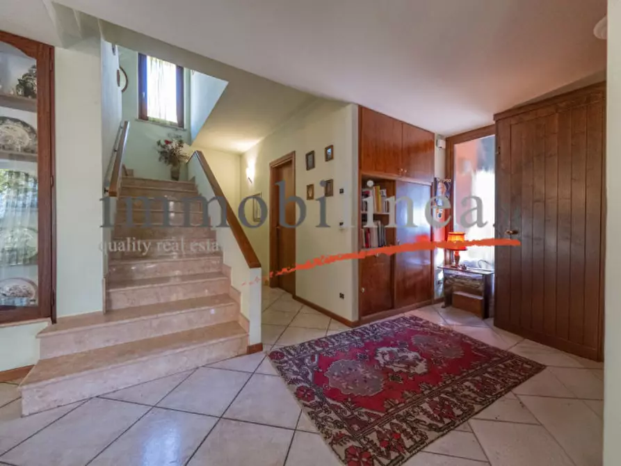 Immagine 6 di Villa in vendita  a Cavaion Veronese