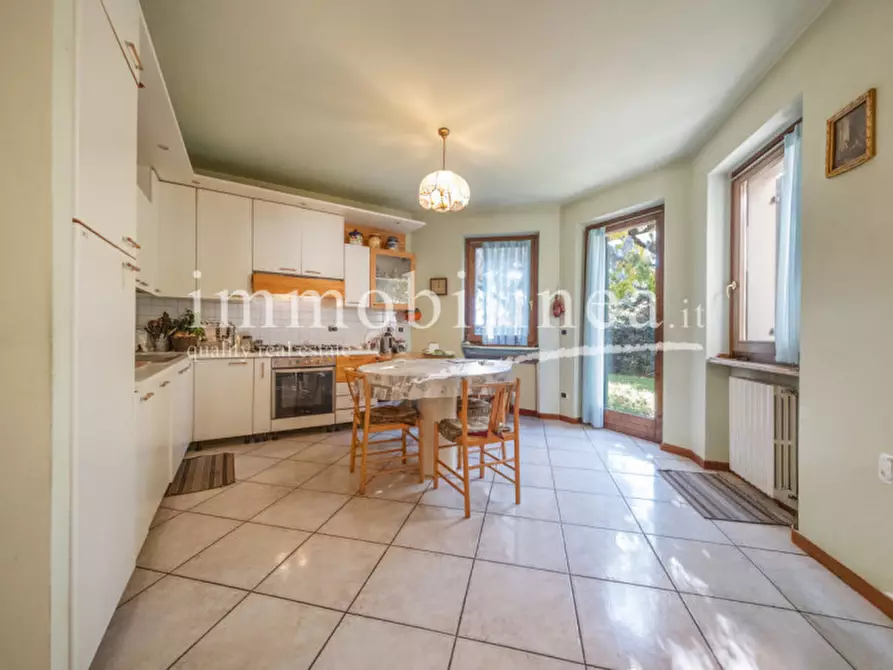 Immagine 10 di Villa in vendita  in VIA CA` BRUSA` a Cavaion Veronese