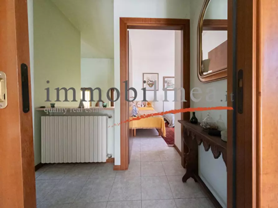 Immagine 15 di Villa in vendita  a Cavaion Veronese