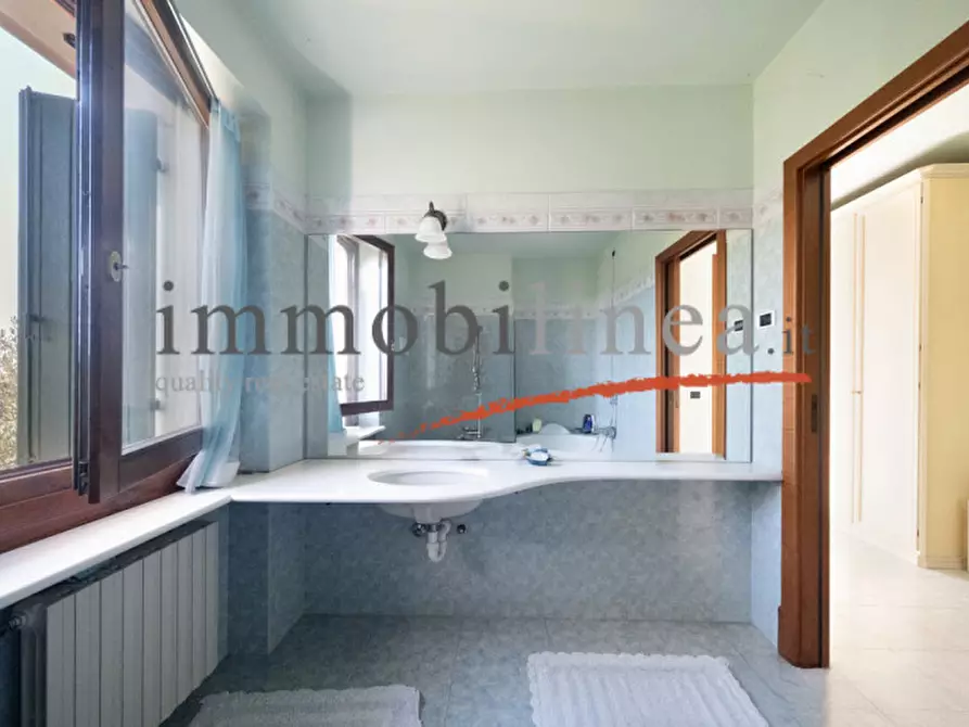 Immagine 20 di Villa in vendita  a Cavaion Veronese
