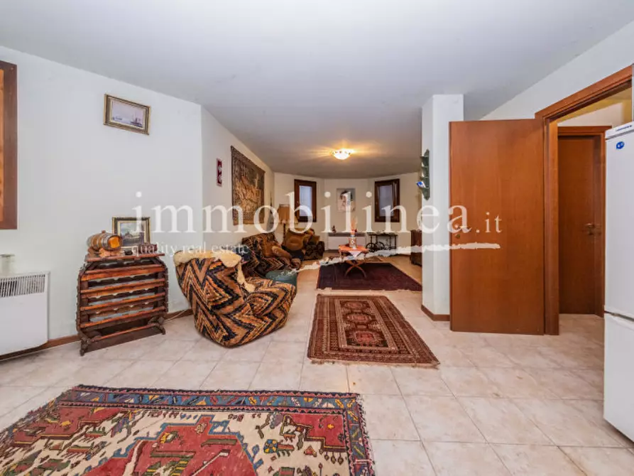 Immagine 31 di Villa in vendita  in VIA CA` BRUSA` a Cavaion Veronese