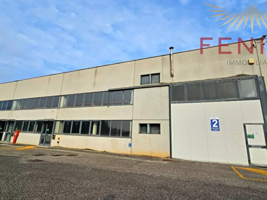 Immagine 3 di Negozio in affitto  in VIA ENRICO FERMI a Asolo