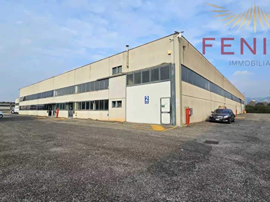 Immagine 4 di Negozio in affitto  in VIA ENRICO FERMI a Asolo