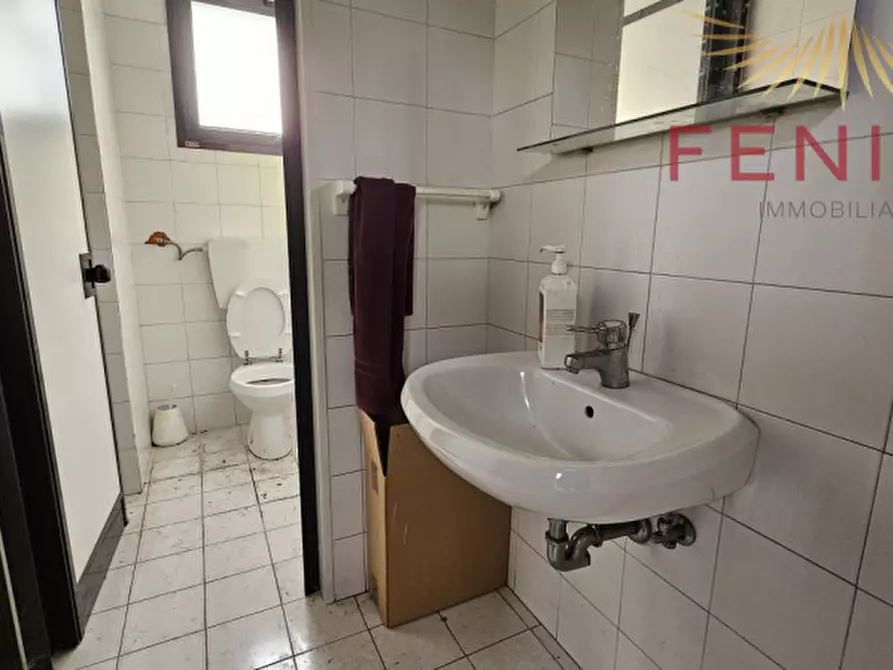 Immagine 6 di Negozio in affitto  in VIA ENRICO FERMI a Asolo