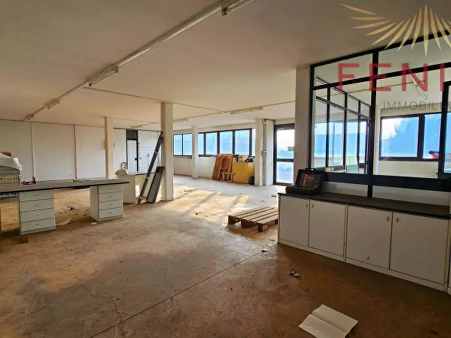 Immagine 9 di Negozio in affitto  in VIA ENRICO FERMI a Asolo