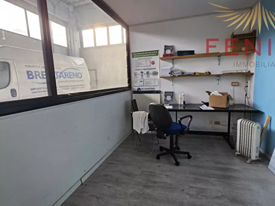 Immagine 10 di Negozio in affitto  in VIA ENRICO FERMI a Asolo