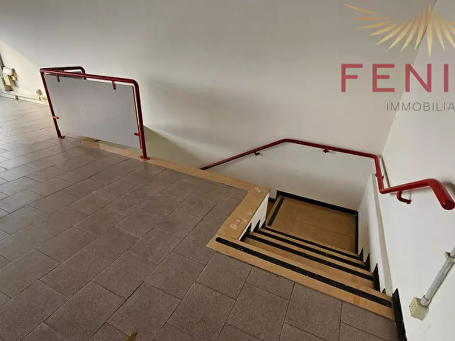 Immagine 27 di Negozio in affitto  in VIA ENRICO FERMI a Asolo