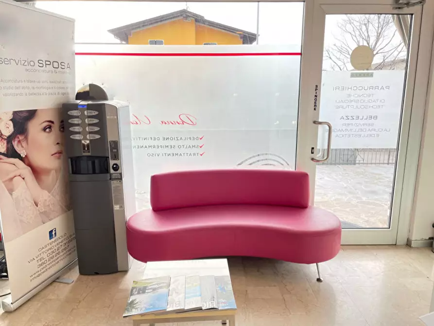Immagine 24 di Attività commerciale in vendita  in via carducci a Castenedolo