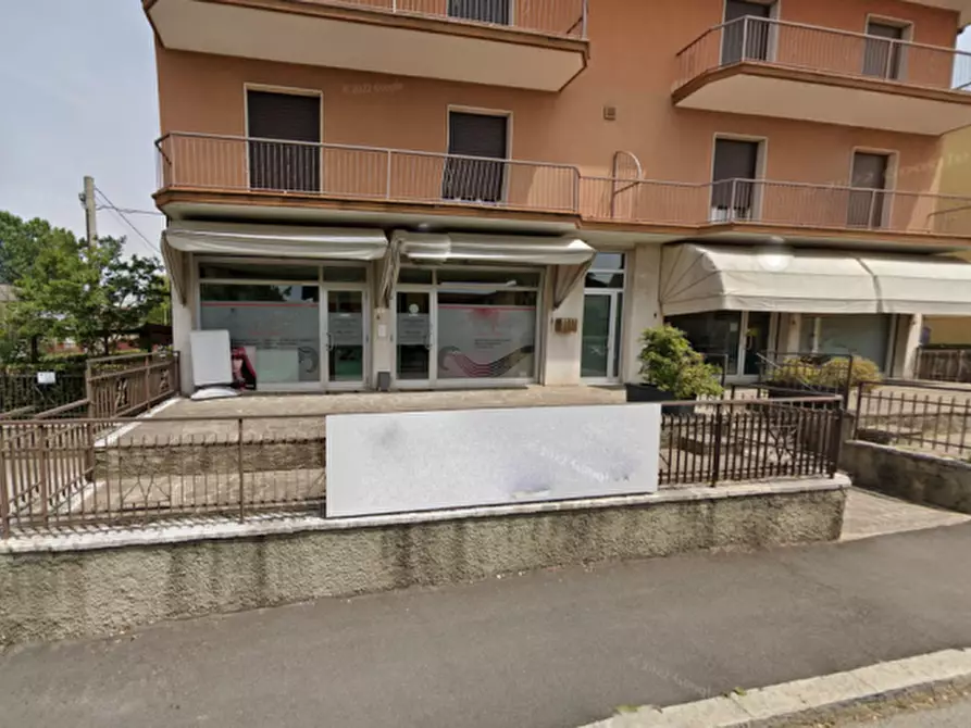 Immagine 26 di Attività commerciale in vendita  in via carducci a Castenedolo