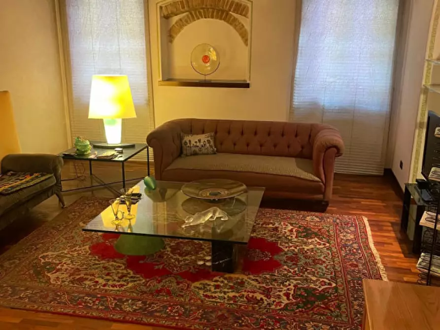 Immagine 1 di Casa indipendente in vendita  a Trento