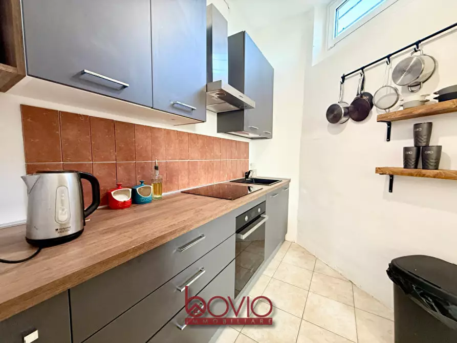 Immagine 4 di Appartamento in vendita  in STRADA SAN MAURO 90 a Torino