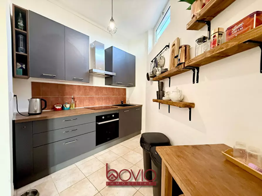 Immagine 6 di Appartamento in vendita  in STRADA SAN MAURO 90 a Torino