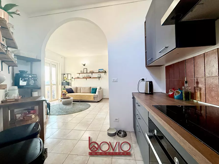 Immagine 11 di Appartamento in vendita  in STRADA SAN MAURO 90 a Torino