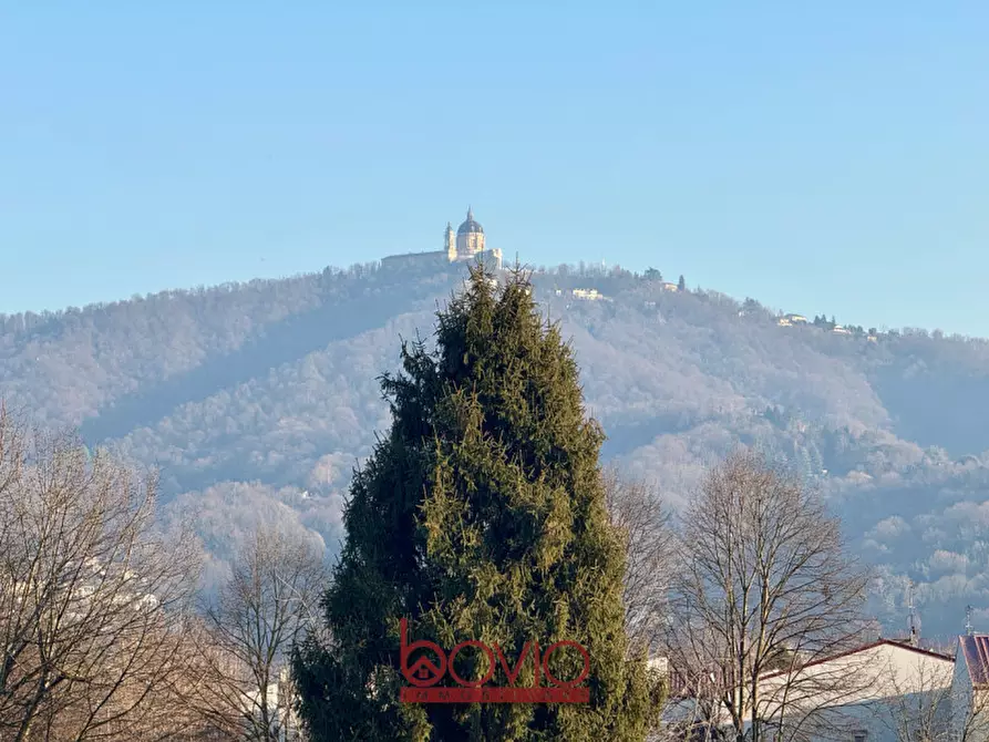 Immagine 47 di Appartamento in vendita  in STRADA SAN MAURO 90 a Torino