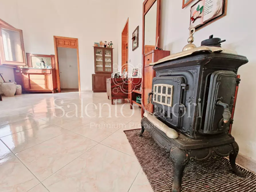 Immagine 8 di Villa in vendita  in Via Provinciale Tuglie 13 a Parabita