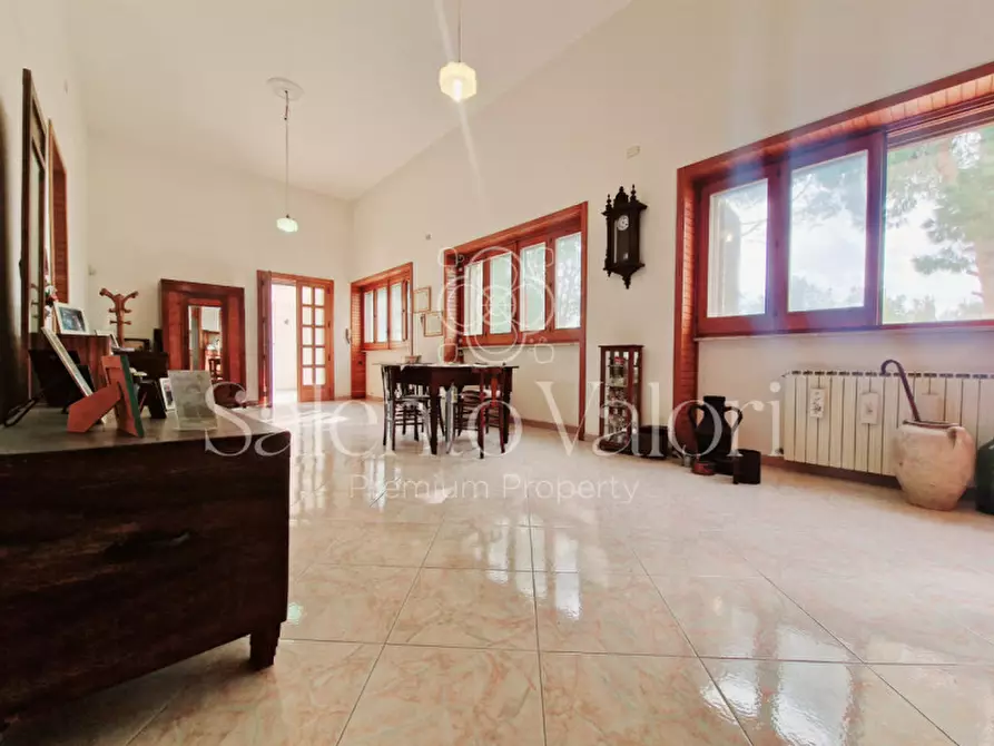 Immagine 12 di Villa in vendita  in Via Provinciale Tuglie 13 a Parabita